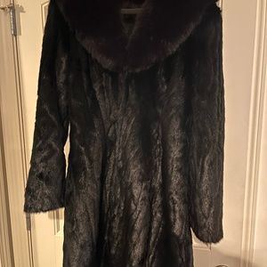 Ladies Faux Fur Jacket
